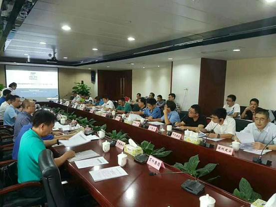 市住建局分兩批召集行業協（學）會、開發單位、施工單位等共商《深圳裝配式建築發展專項規劃2017-2020》綱要