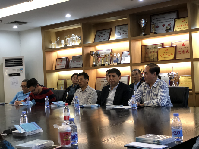 bv伟德体育官方网站於2018年3月6日上午在設計大廈召開了五屆五次常務理事會第一次會議